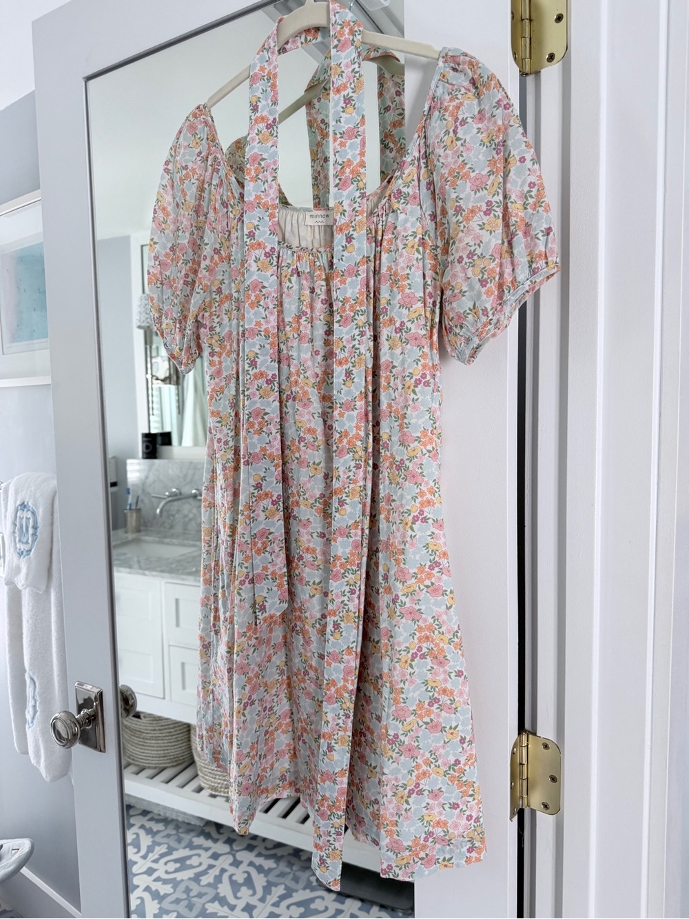 Minnow puff sleeve mini dress